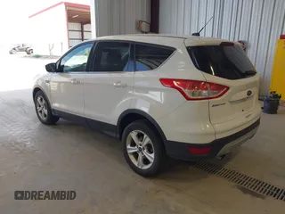 2013 Ford Escape SE z VIN 1FMCU9GX6DUD80139, wystawiony jako IAAI lot #42627055 z przebiegiem 242 252 mil mil oraz . Historia ofert i sprzedaży dostępna na DreamBid. Obrazek 3.