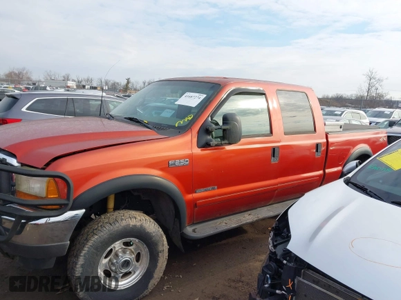 2001 Ford Super Duty F-250 XL with VIN 1FTNW21F61EB16701, listed as a IAAI auction lot 41687274 with 227,092 mi miles. Bid and sale history available at carsss.com. Image 15.