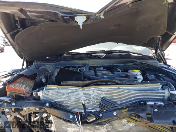 2024 Ram 2500 Tradesman with VIN 3C6UR5CL9RG330312, listed as a IAAI auction lot 42299968 with 657 mi miles and . Bid and sale history available at DreamBid. Image 10.