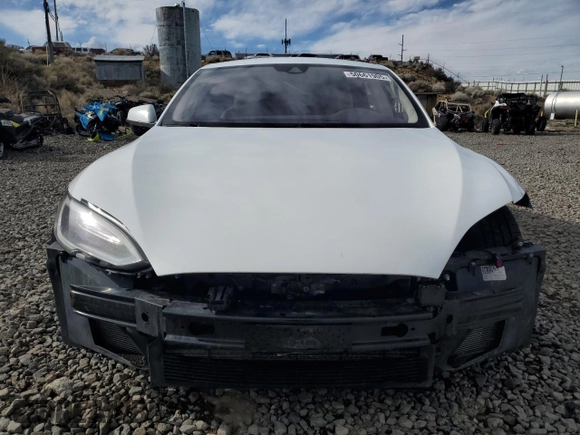 2016 Tesla Model S 90D with VIN 5YJSA1E27GF142380, listed as a Copart auction lot 50661905 with 104,865 mi miles and Salvage Title. Bid and sale history available at DreamBid. Image 5.