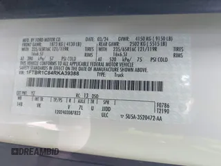 2024 Ford Transit Cargo z VIN 1FTBR1C84RKA39388, wystawiony jako IAAI lot #42069825 z przebiegiem 20 851 mil mil oraz . Historia ofert i sprzedaży dostępna na DreamBid. Obrazek 9.