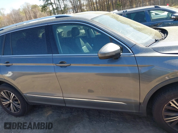 2018 Volkswagen Tiguan SEL with VIN 3VV3B7AX5JM036164, listed as a IAAI auction lot 41876403 with 108,269 mi miles and . Bid and sale history available at DreamBid. Image 13.