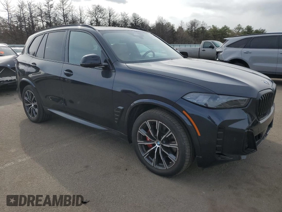 2024 BMW X5 xDrive40i z VIN 5UX23EU09R9S17979, wystawiony jako Copart lot #48359735 z przebiegiem 12 564 mil mil oraz Szkody całkowita. Historia ofert i sprzedaży dostępna na DreamBid. Obrazek 4.