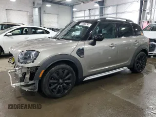 2018 MINI Countryman Cooper with VIN WMZYV5C32J3E04895, listed as a Copart auction lot 41966295 with 65,733 mi miles and Salvage Title. Bid and sale history available at carsss.com. Image 1.