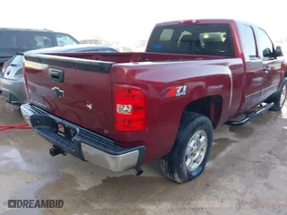 2008 Chevrolet Silverado 1500 LT w/1LT with VIN 1GCEK19J18Z329010, listed as a IAAI auction lot 41981882 with 175,091 mi miles. Bid and sale history available at carsss.com. Image 6.