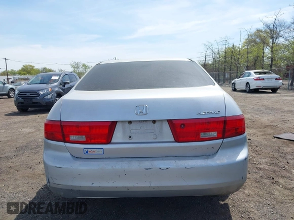 2005 Honda Accord LX z VIN 1HGCM56415A106162, wystawiony jako IAAI lot #42119356 z przebiegiem Nie podano mil oraz . Historia ofert i sprzedaży dostępna na DreamBid. Obrazek 16.