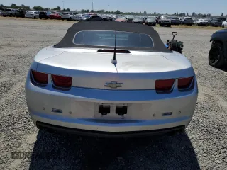 2011 Chevrolet Camaro 1LT z VIN 2G1FB3DD1B9193909, wystawiony jako Copart lot #56000395 z przebiegiem 110 248 mil mil oraz Szkoda całkowita • Salvage title. Historia ofert i sprzedaży dostępna na DreamBid. Obrazek 6.