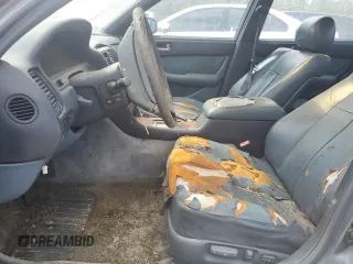 1990 Lexus LS z VIN JT8UF11E6L0017355, wystawiony jako Copart lot #61073224 z przebiegiem 198 258 mil mil oraz Tytuł czysty. Historia ofert i sprzedaży dostępna na DreamBid. Obrazek 7.