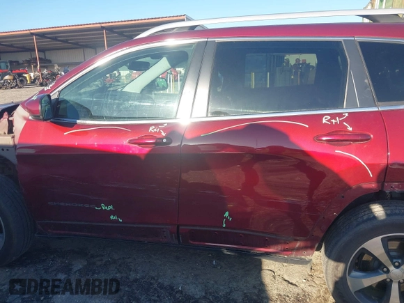2019 Jeep Cherokee Limited with VIN 1C4PJMDX8KD441154, listed as a IAAI auction lot 41743392 with 121,141 mi miles and . Bid and sale history available at DreamBid. Image 15.