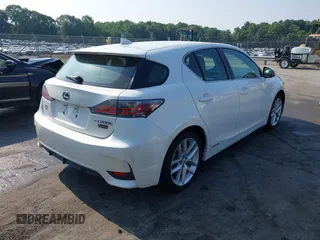 2014 Lexus CT 200h с VIN JTHKD5BH3E2208137, выставлен на аукционе IAAI как лот 42589644 с пробегом 137 761 миль миль и . История ставок и продаж доступна на DreamBid. Изображение 4.