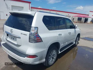 2015 Lexus GX 460 with VIN JTJBM7FX7F5116959, listed as a IAAI auction lot 42085273 with 249,402 mi miles and . Bid and sale history available at carsss.com. Image 4.