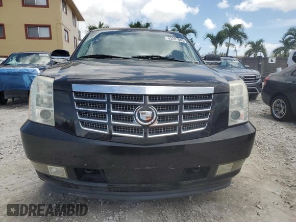 2009 Cadillac Escalade z VIN 1GYFK43539R196408, wystawiony jako Copart lot #60207045 z przebiegiem 79 329 mil mil oraz Czysty tytuł • Clean title. Historia ofert i sprzedaży dostępna na DreamBid. Obrazek 5.