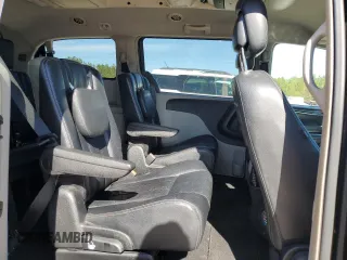 2013 Chrysler Town & Country Touring with VIN 2C4RC1BG5DR637900, listed as a Copart auction lot 88585365 with 271,424 mi miles and Clean Title. Bid and sale history available at carsss.com. Image 11.