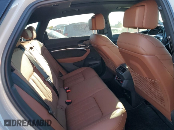 2021 Audi e-tron Prestige with VIN WA1VABGE3MB027942, listed as a Copart auction lot 40094494 with 17,593 mi miles and . Bid and sale history available at DreamBid. Image 10.