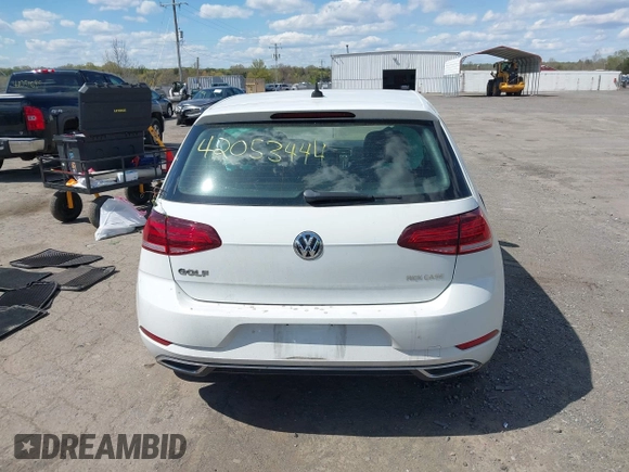 2021 Volkswagen Golf TSI z VIN 3VWG57AU4MM008113, wystawiony jako IAAI lot #42053444 z przebiegiem 24 449 mil mil oraz . Historia ofert i sprzedaży dostępna na DreamBid. Obrazek 16.
