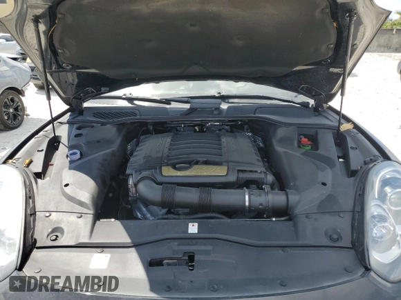 2018 Porsche Cayenne with VIN WP1AA2A26JKA03230, listed as a Copart auction lot 53281315 with 109,127 mi miles and Salvage title. Bid and sale history available at DreamBid. Image 11.