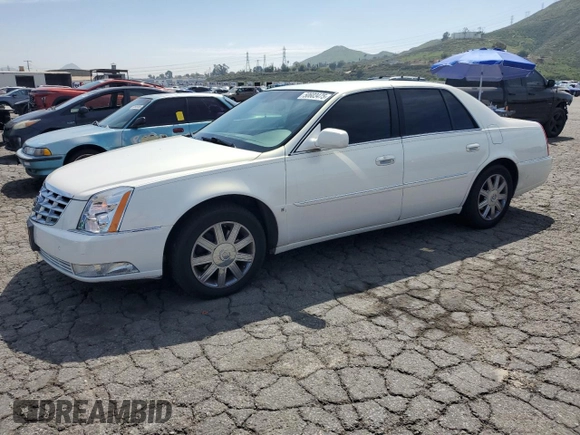 2006 Cadillac DTS 1SB z VIN 1G6KD57Y36U144765, wystawiony jako Copart lot #50603475 z przebiegiem 105 637 mil mil oraz Czysty tytuł • Clean title. Historia ofert i sprzedaży dostępna na DreamBid. Obrazek 1.