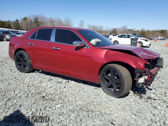 2013 Chrysler 300 C z VIN 2C3CCAET2DH556068, wystawiony jako Copart lot #47098345 z przebiegiem 134 872 mil mil oraz Szkoda całkowita • Salvage title. Historia ofert i sprzedaży dostępna na DreamBid. Obrazek 4.