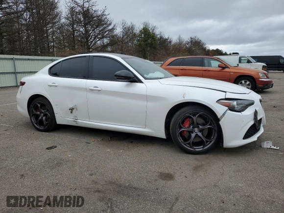2020 Alfa Romeo Giulia Ti Sport with VIN ZARFANBN6L7634749, listed as a Copart auction lot 53037404 with 52,154 mi miles and Salvage Title. Bid and sale history available at carsss.com. Image 4.