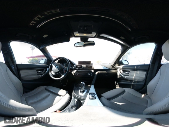 2013 BMW 3 Series 328i xDrive с VIN WBA3B3C51DF543955, выставлен на аукционе IAAI как лот 42510430 с пробегом 87 280 миль миль и . История ставок и продаж доступна на DreamBid. Изображение 18.