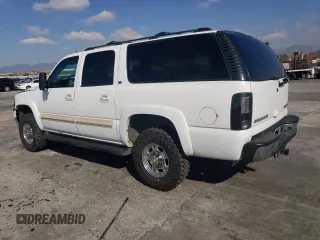 2004 Chevrolet Suburban LS with VIN 3GNGK26U94G215965, listed as a Copart auction lot 88605155 with 161,886 mi miles and Salvage Title. Bid and sale history available at carsss.com. Image 2.