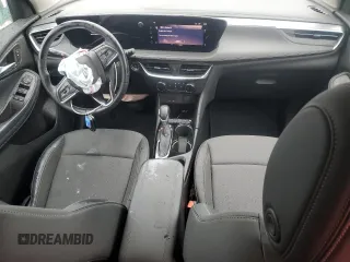 2024 Buick Encore GX Preferred z VIN KL4AMBSL3RB020878, wystawiony jako Copart lot #55698935 z przebiegiem 3 822 mil mil oraz Szkoda całkowita • Salvage title. Historia ofert i sprzedaży dostępna na DreamBid. Obrazek 8.