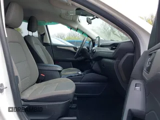 2022 Ford Escape SE with VIN 1FMCU9G65NUA61002, listed as a IAAI auction lot 41974323 with 155,905 mi miles and . Bid and sale history available at DreamBid. Image 5.