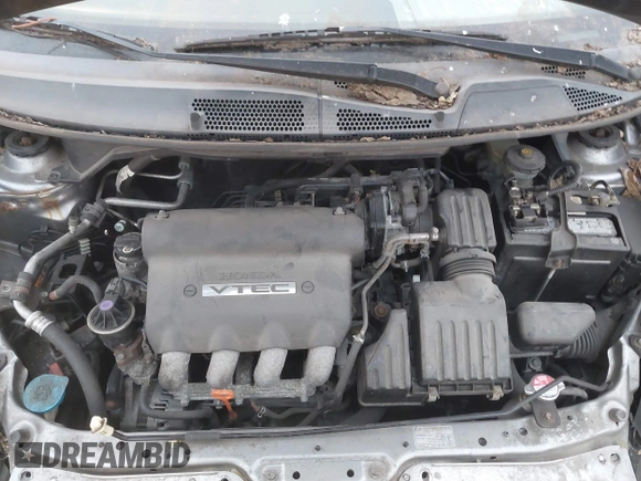 2007 Honda Fit with VIN JHMGD38417S043657, listed as a IAAI auction lot 41025258 with 147,034 mi miles. Bid and sale history available at carsss.com. Image 10.