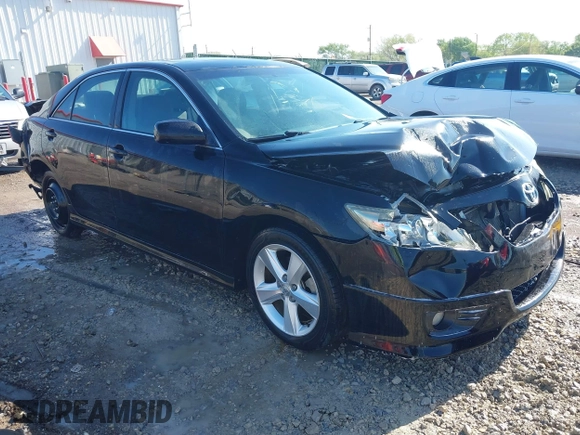 2011 Toyota Camry LE z VIN 4T1BF3EK7BU679002, wystawiony jako IAAI lot #42078508 z przebiegiem 179 019 mil mil oraz . Historia ofert i sprzedaży dostępna na DreamBid. Obrazek 1.