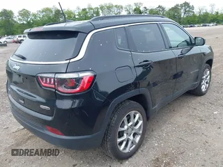 2023 Jeep Compass Latitude Lux with VIN 3C4NJDFN7PT528791, listed as a IAAI auction lot 42344745 with 30,066 mi miles and . Bid and sale history available at DreamBid. Image 4.