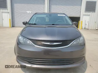 2017 Chrysler Pacifica Touring with VIN 2C4RC1DG3HR572046, listed as a Copart auction lot 59310095 with 147,796 mi miles and Salvage title. Bid and sale history available at DreamBid. Image 5.