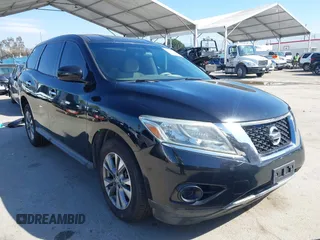 2013 Nissan Pathfinder SL z VIN 5N1AR2MN3DC647911, wystawiony jako IAAI lot #41788946 z przebiegiem 134 347 mil mil oraz . Historia ofert i sprzedaży dostępna na DreamBid. Obrazek 1.