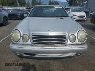 1998 Mercedes-Benz E with VIN WDBJF70F6WA643471, listed as a Copart auction lot 77189934 with 251,579 mi miles and Clean Title. Bid and sale history available at DreamBid. Image 5.