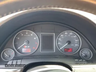 2006 Audi S4 z VIN WAUGL78E56A198119, wystawiony jako Copart lot #57002215 z przebiegiem Nie podano mil oraz Szkoda całkowita • Salvage title. Historia ofert i sprzedaży dostępna na DreamBid. Obrazek 9.