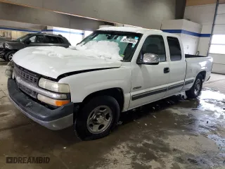1999 Chevrolet Silverado 1500 LS with VIN 2GCEC19T7X1198025, listed as a Copart auction lot 45314655 with 161,724 mi miles and Salvage Title. Bid and sale history available at carsss.com. Image 1.