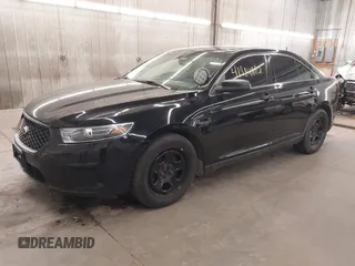 2016 Ford Sedan Police Interceptor with VIN 1FAHP2MT5GG132337, listed as a IAAI auction lot 41984882 with 1 mi miles. Bid and sale history available at carsss.com. Image 2.