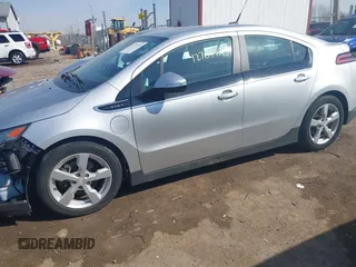 2013 Chevrolet Volt with VIN 1G1RA6E46DU103630, listed as a IAAI auction lot 41774353 with 127,097 mi miles and . Bid and sale history available at carsss.com. Image 14.