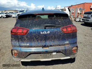 2022 Kia Niro LXS SE with VIN KNDCB3LC6N5500771, listed as a Copart auction lot 43725775 with 30,487 mi miles and Salvage Title. Bid and sale history available at carsss.com. Image 6.