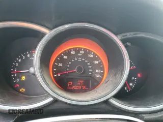 2013 Kia Sorento SX with VIN 5XYKWDA2XDG319582, listed as a Copart auction lot 89189065 with 200,976 mi miles and Salvage Title. Bid and sale history available at carsss.com. Image 9.