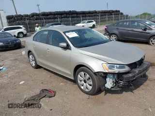 2012 Volkswagen Jetta SE с VIN 3VWDP7AJ6CM127542, выставлен на аукционе IAAI как лот 42405701 с пробегом 137 240 миль миль и . История ставок и продаж доступна на DreamBid. Изображение 1.