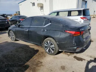 2019 Nissan Altima 2.5 SV with VIN 1N4BL4DV4KC149905, listed as a Copart auction lot 52736545 with 105,214 mi miles and Salvage Title. Bid and sale history available at carsss.com. Image 2.