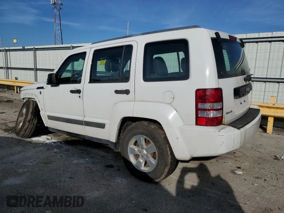 2011 Jeep Liberty Sport z VIN 1J4PN2GK8BW593944, wystawiony jako Copart lot #52571105 z przebiegiem Nie podano mil oraz Nie do naprawy • Non repairable. Historia ofert i sprzedaży dostępna na DreamBid. Obrazek 2.