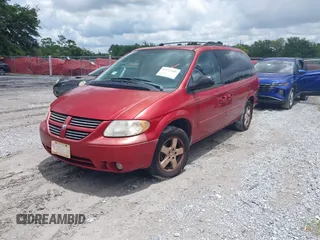 2005 Dodge Caravan SXT with VIN 2D4GP44L45R481294, listed as a IAAI auction lot 42772909 with 82,341 mi miles and . Bid and sale history available at DreamBid. Image 2.