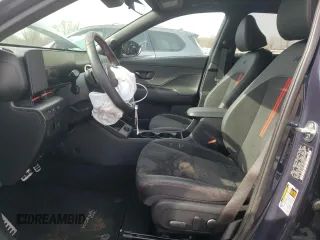 2024 Hyundai Kona N Line с VIN KM8HACA31RU089671, выставлен на аукционе Copart как лот 45504435 с пробегом 3 791 миль миль и Списание • Salvage title. История ставок и продаж доступна на DreamBid. Изображение 7.