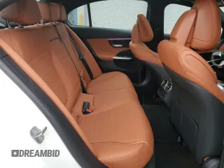 2025 Mercedes-Benz C 300 z VIN W1KAF4HB3SR254984, wystawiony jako Copart lot #57838265 z przebiegiem 3 014 mil mil oraz Czysty tytuł • Clean title. Historia ofert i sprzedaży dostępna na DreamBid. Obrazek 10.