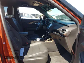 2022 Chevrolet TrailBlazer ACTIV with VIN KL79MVSLXNB061705, listed as a IAAI auction lot 39196381 with 24,546 mi miles. Bid and sale history available at carsss.com. Image 5.