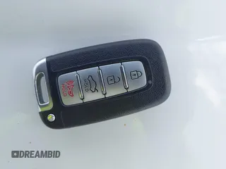 2013 Hyundai Azera с VIN KMHFG4JG5DA253948, выставлен на аукционе IAAI как лот 42561868 с пробегом 138 579 миль миль и . История ставок и продаж доступна на DreamBid. Изображение 11.