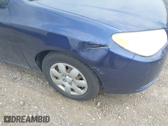 2008 Hyundai Elantra GLS z VIN KMHDU46D98U516297, wystawiony jako IAAI lot #42433346 z przebiegiem 186 495 mil mil oraz . Historia ofert i sprzedaży dostępna na DreamBid. Obrazek 6.