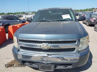 2008 Chevrolet Silverado 1500 Work Truck with VIN 2GCEC13C181113268, listed as a IAAI auction lot 41995026 with 131,071 mi miles and . Bid and sale history available at DreamBid. Image 12.