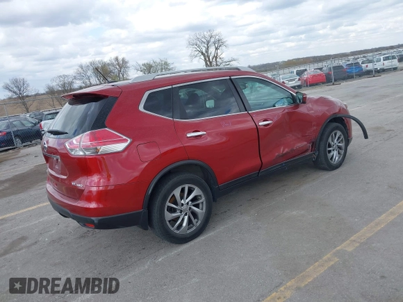 2015 Nissan Rogue SL with VIN 5N1AT2MV5FC870424, listed as a IAAI auction lot 41998532 with 111,000 mi miles and . Bid and sale history available at carsss.com. Image 4.